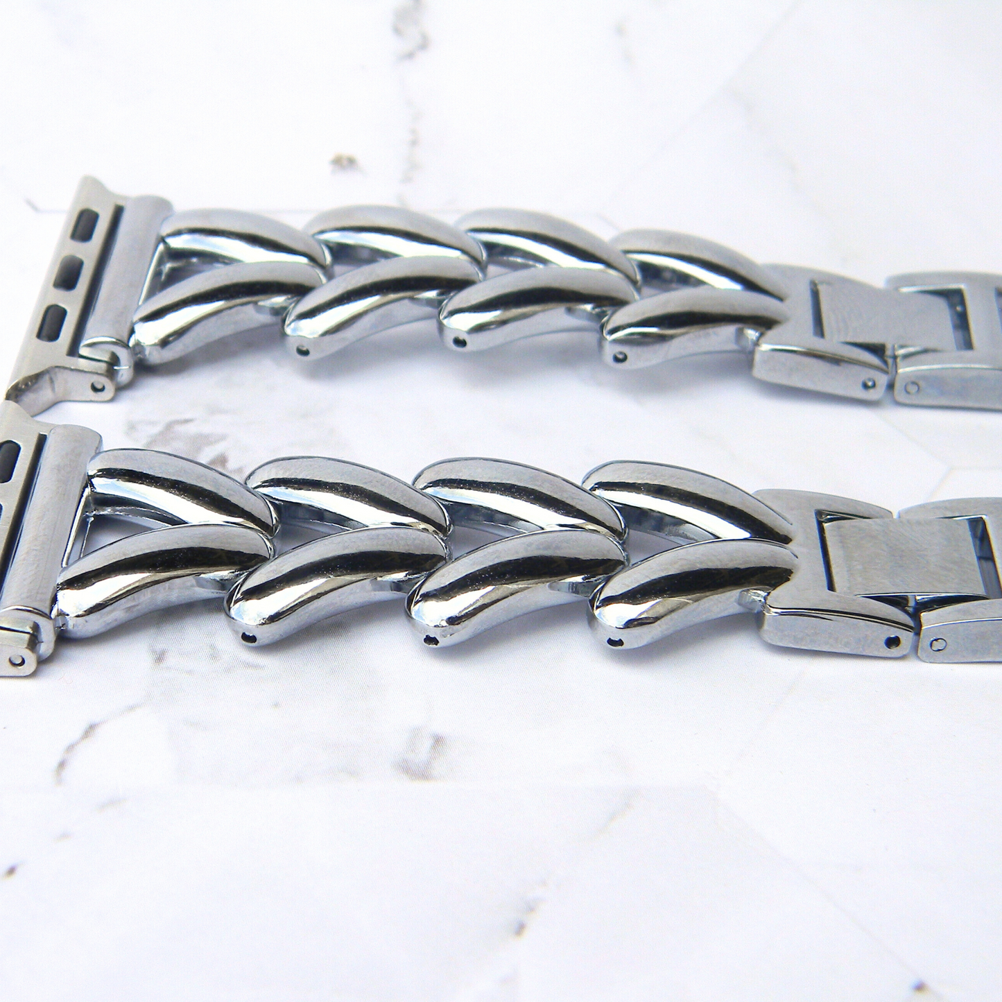 Stainless Steel - V Band - Watchband for Apple Watch