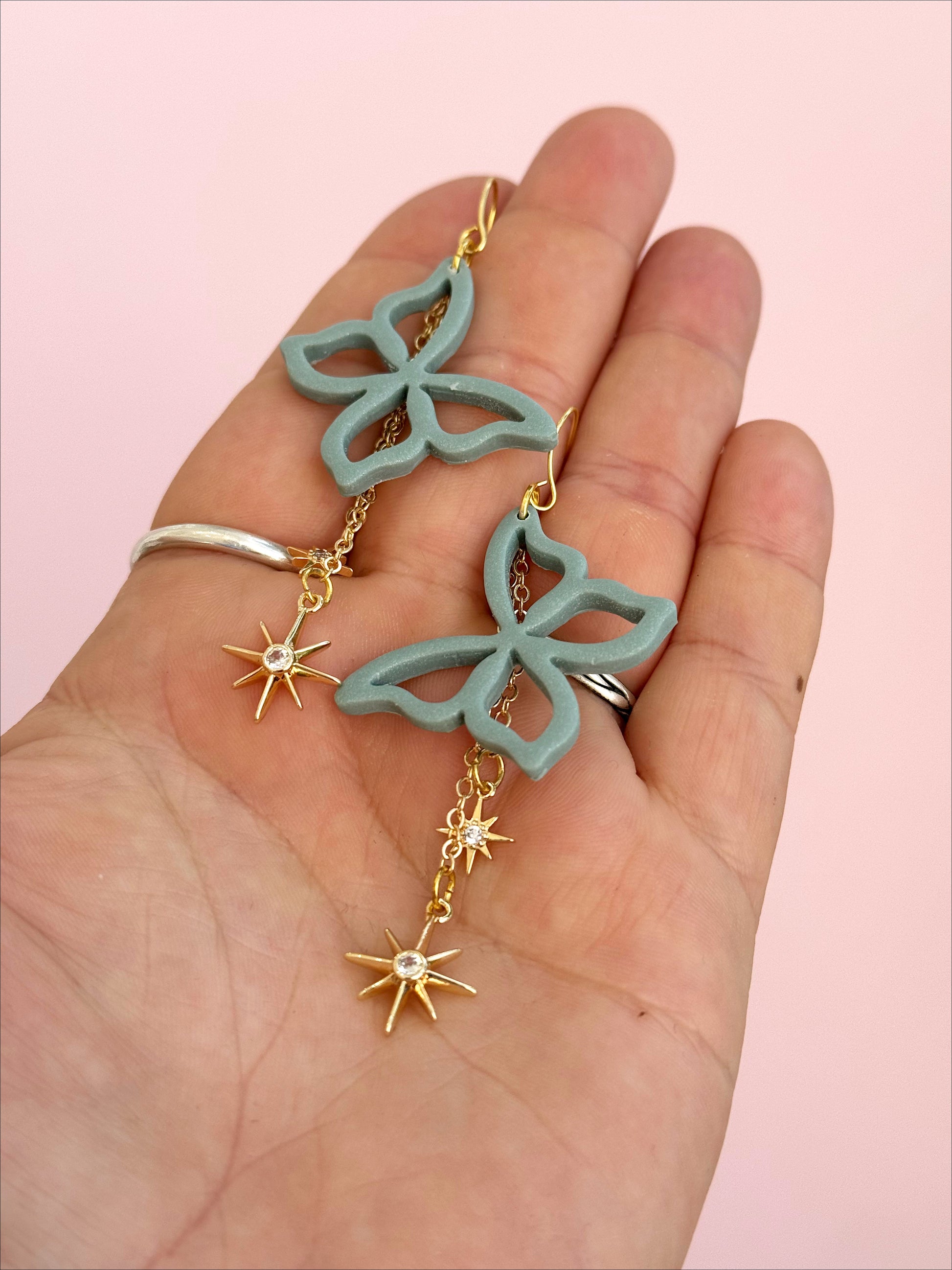 Flutter Dangles - Concordia Style Boutique