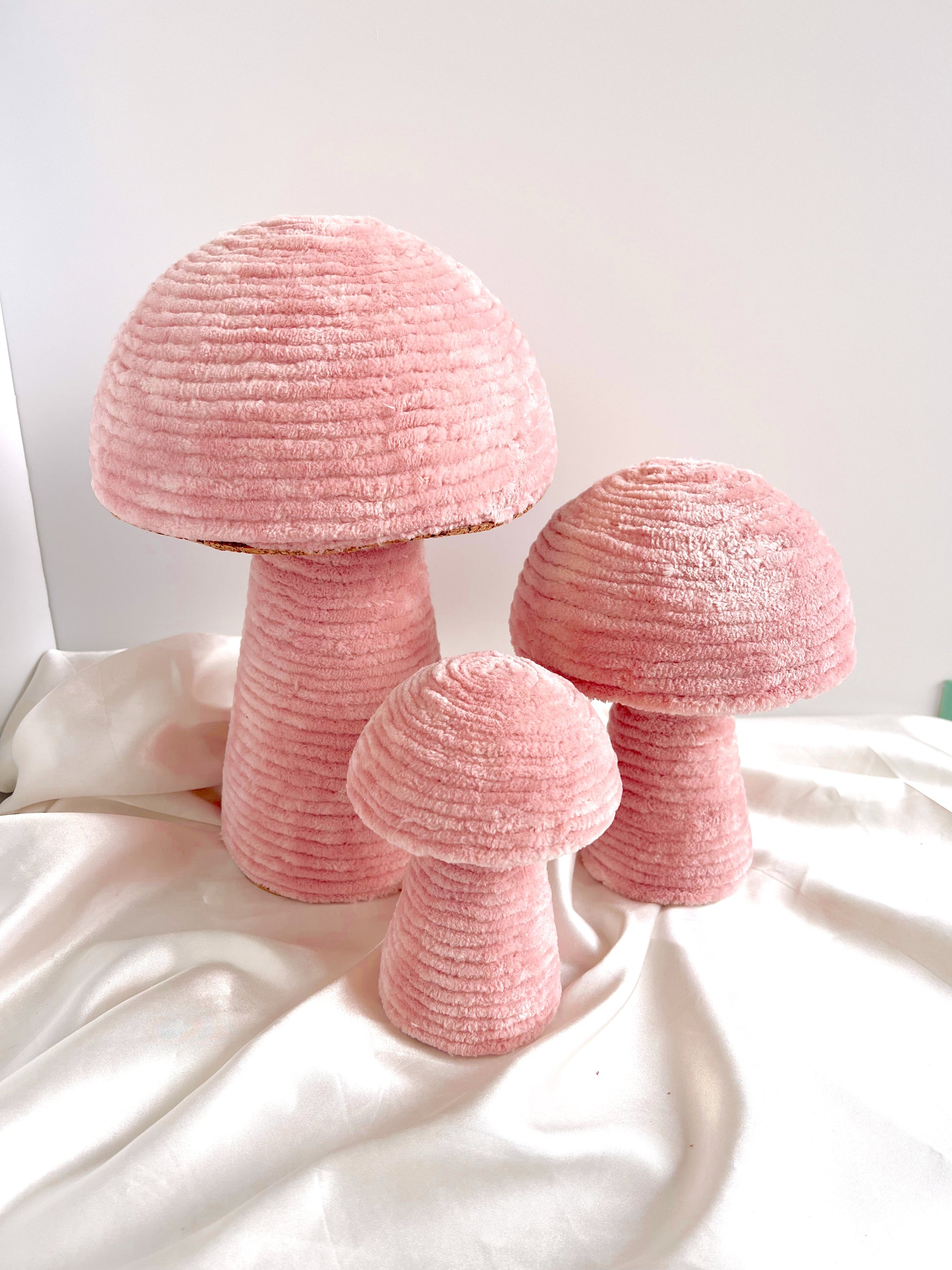 Regular Velvet Shroomie 2.0 - Concordia Style Boutique