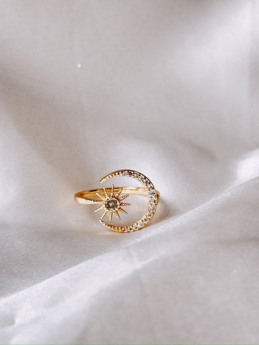 Moonlit Statement Ring - Concordia Style Boutique