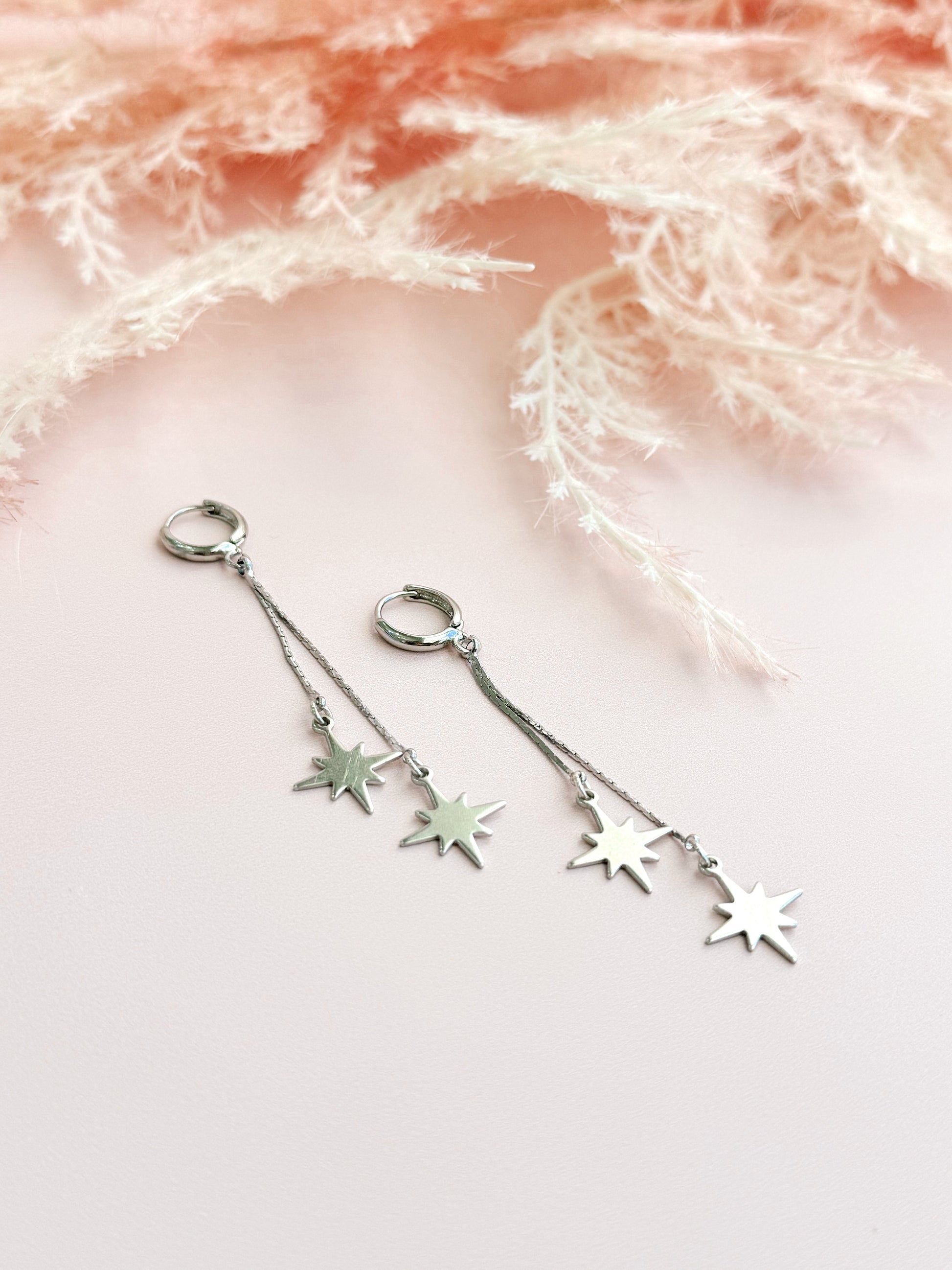 Staggered Star Drops - Concordia Style Boutique