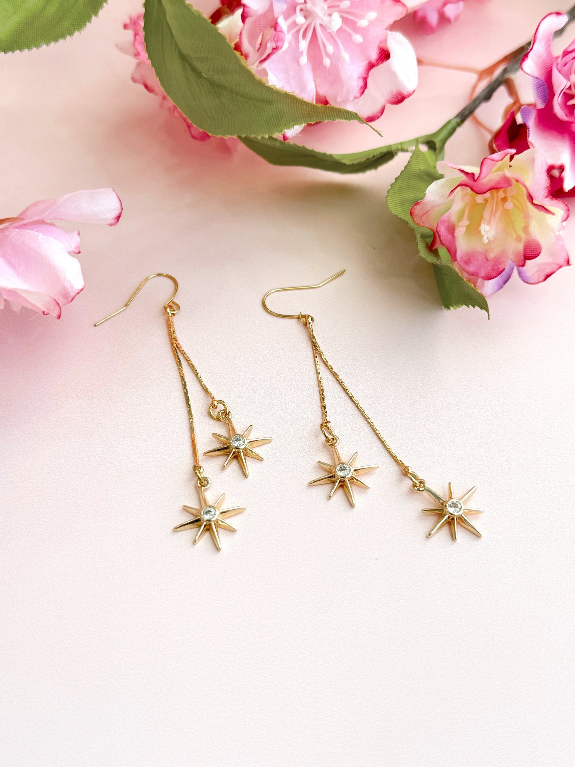 Staggered Star Drops - Concordia Style Boutique