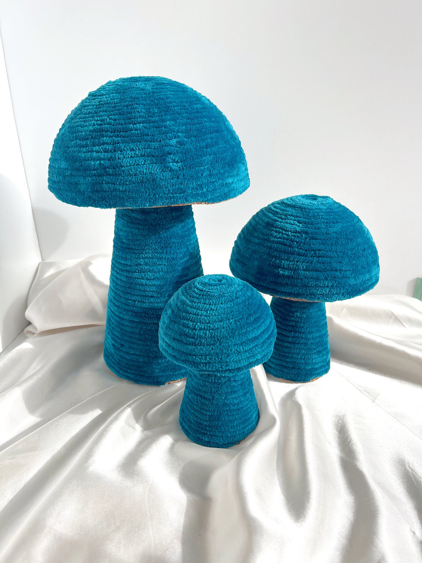 Regular Velvet Shroomie 2.0 - Concordia Style Boutique