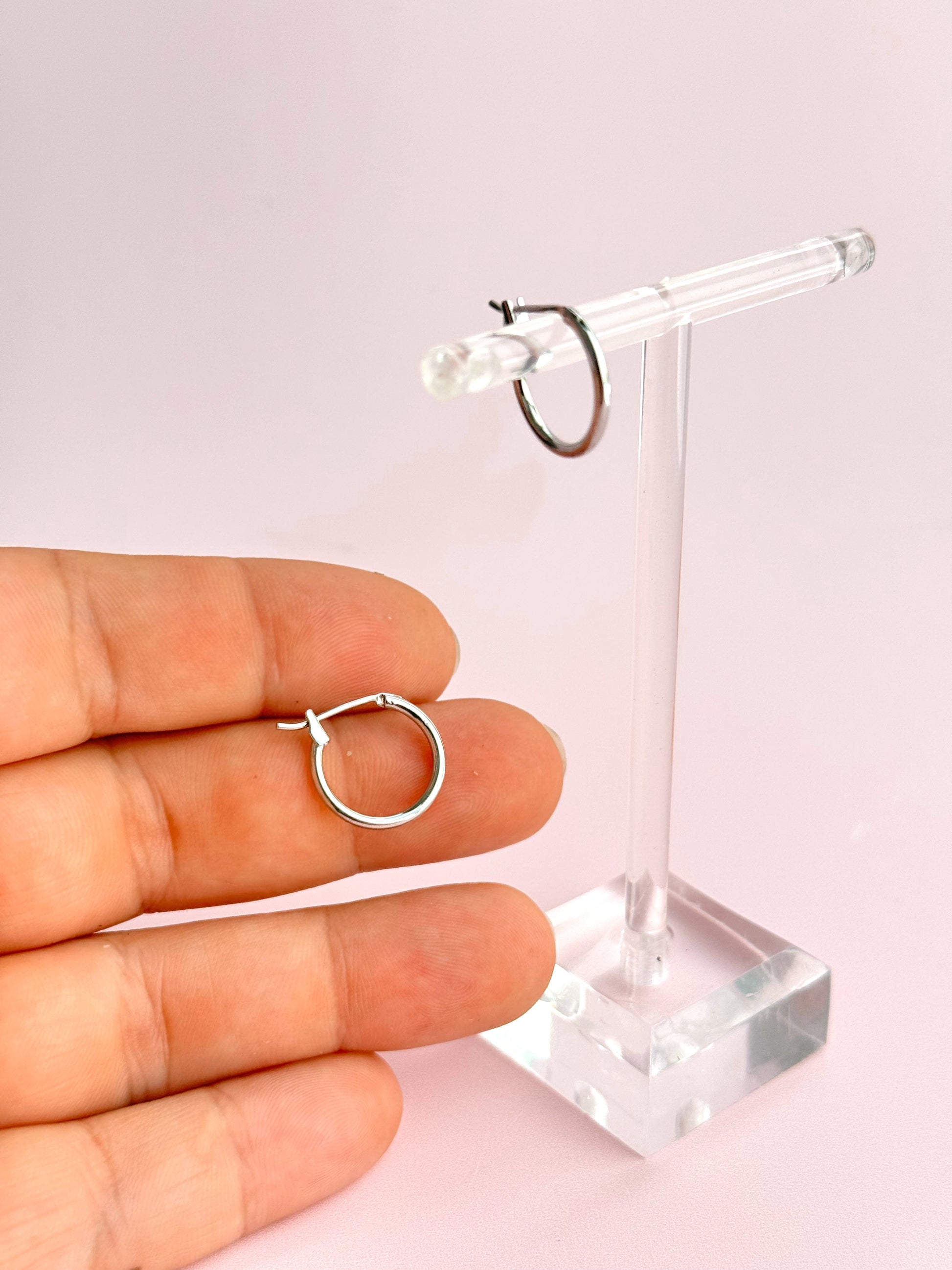 Simple Little Hoops - Concordia Style Boutique