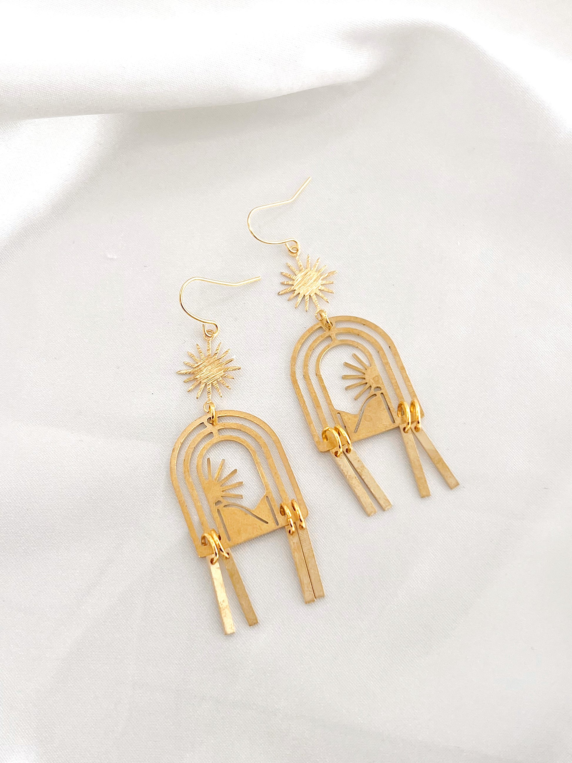 Twilight Earrings - Concordia Style Boutique
