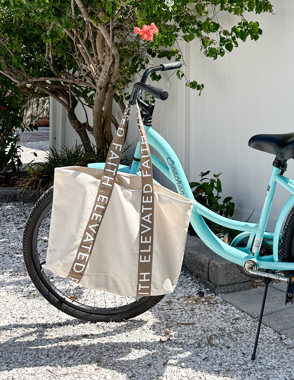 The Large Everyday Tote - Concordia Style Boutique