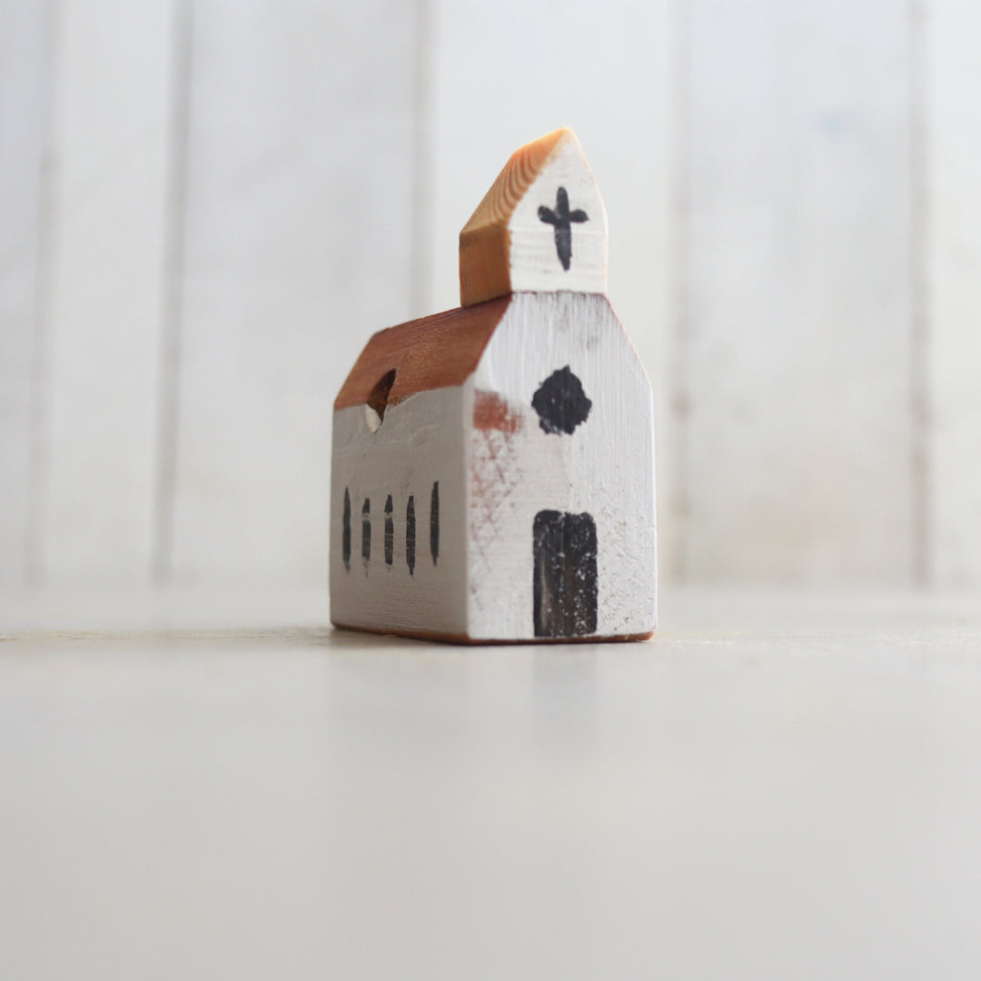 Tiny Wooden Houses