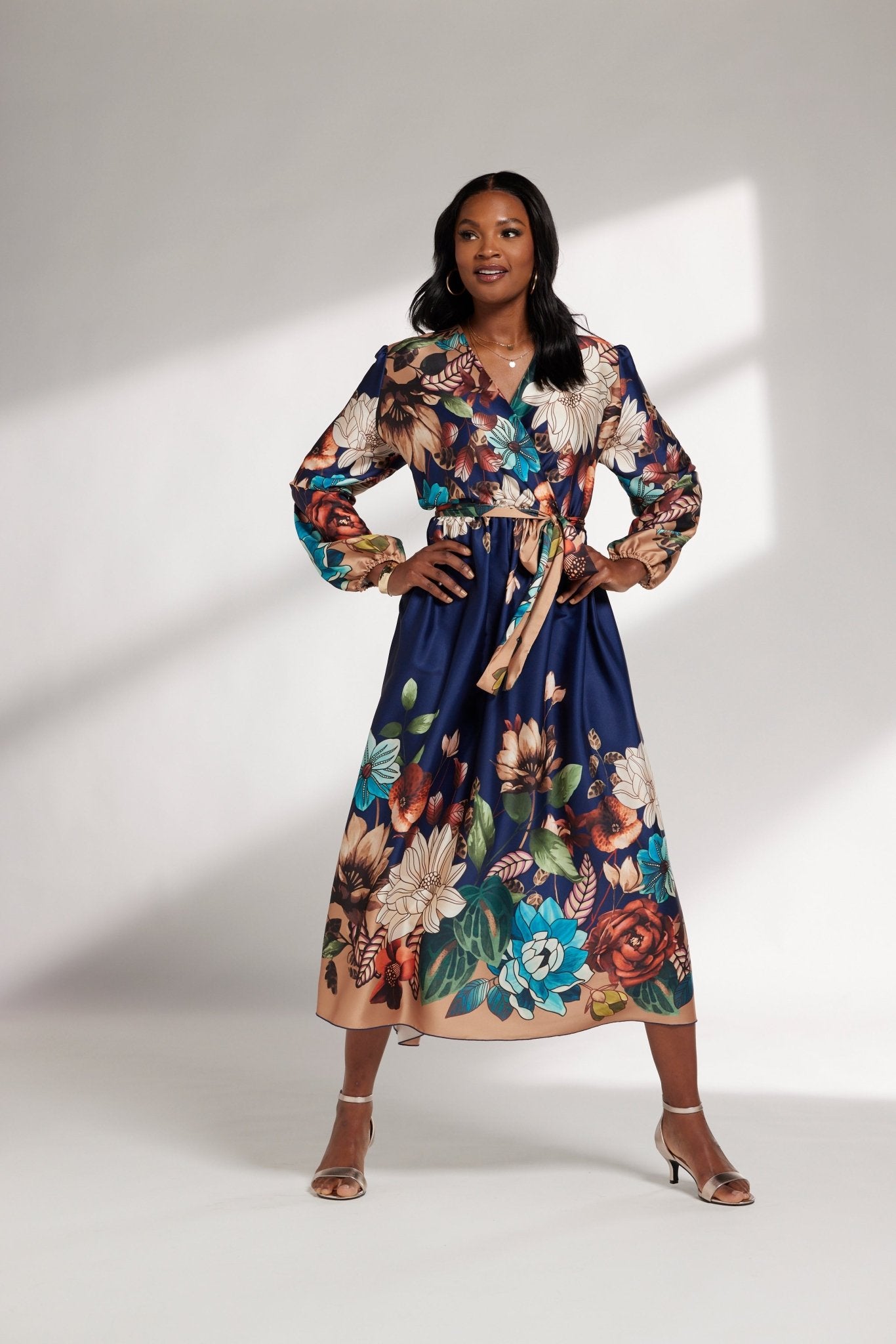 BLOOMIMG FLOWERS WRAP DRESS