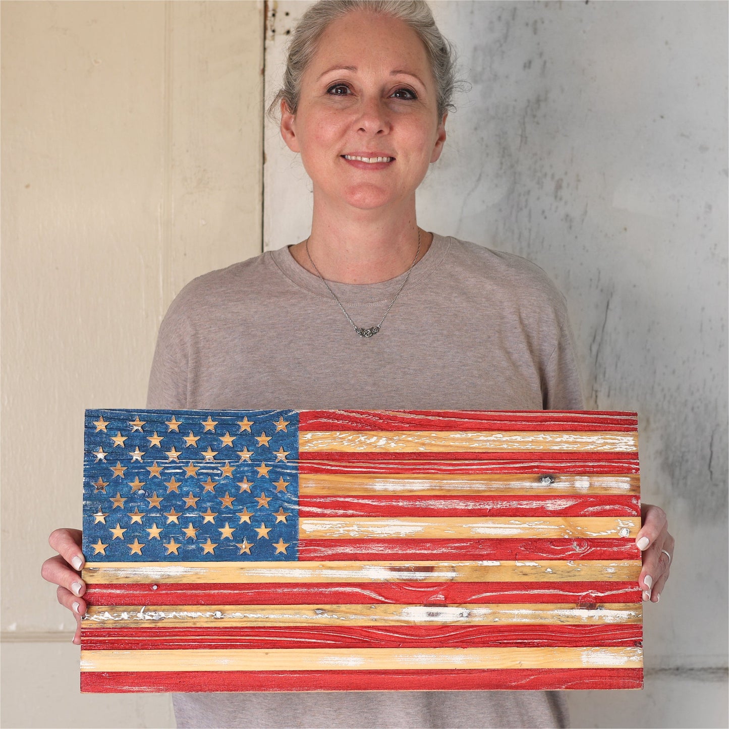 USA Pallet Wood Flags