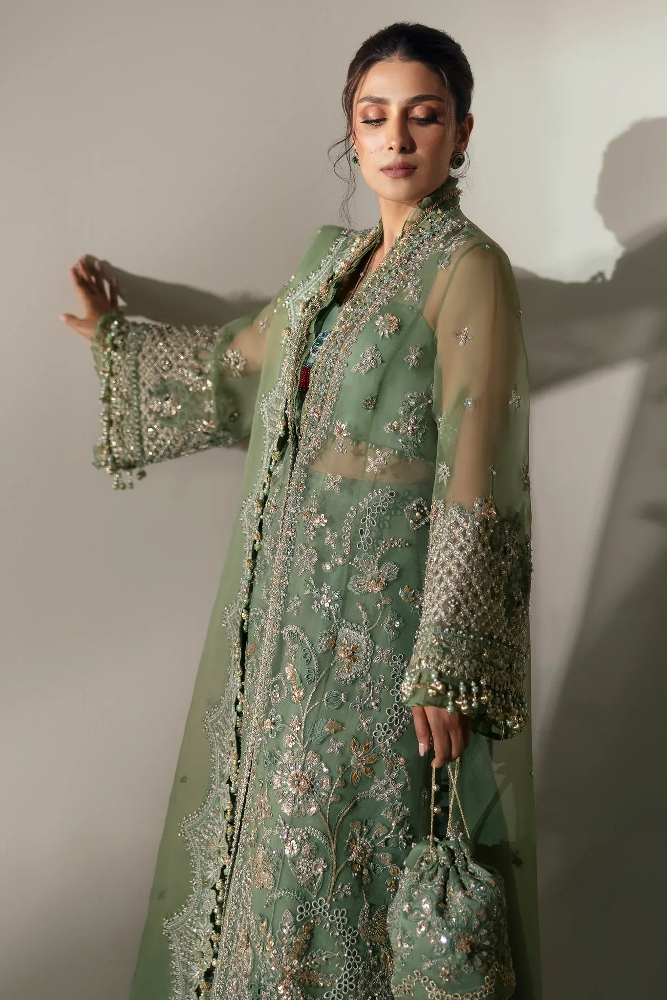 Elan - EC24-05 Jardin De Reves