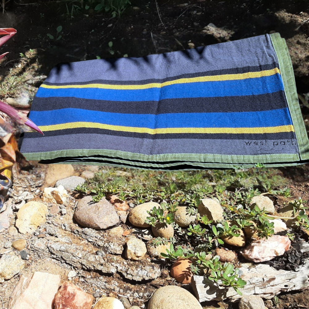 Canvas Camping Blanket - Waxed Canvas Outdoor Blanket / Bushcraft Blanket - Concordia Style Boutique