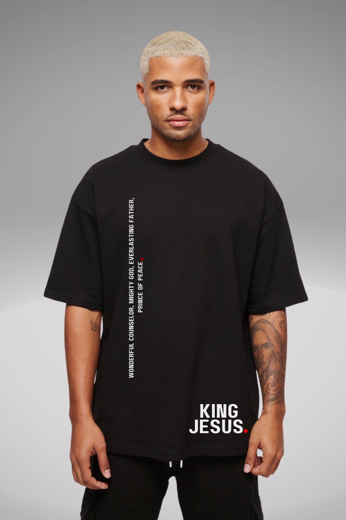 King Jesus oversized t-shirt - Concordia Style Boutique