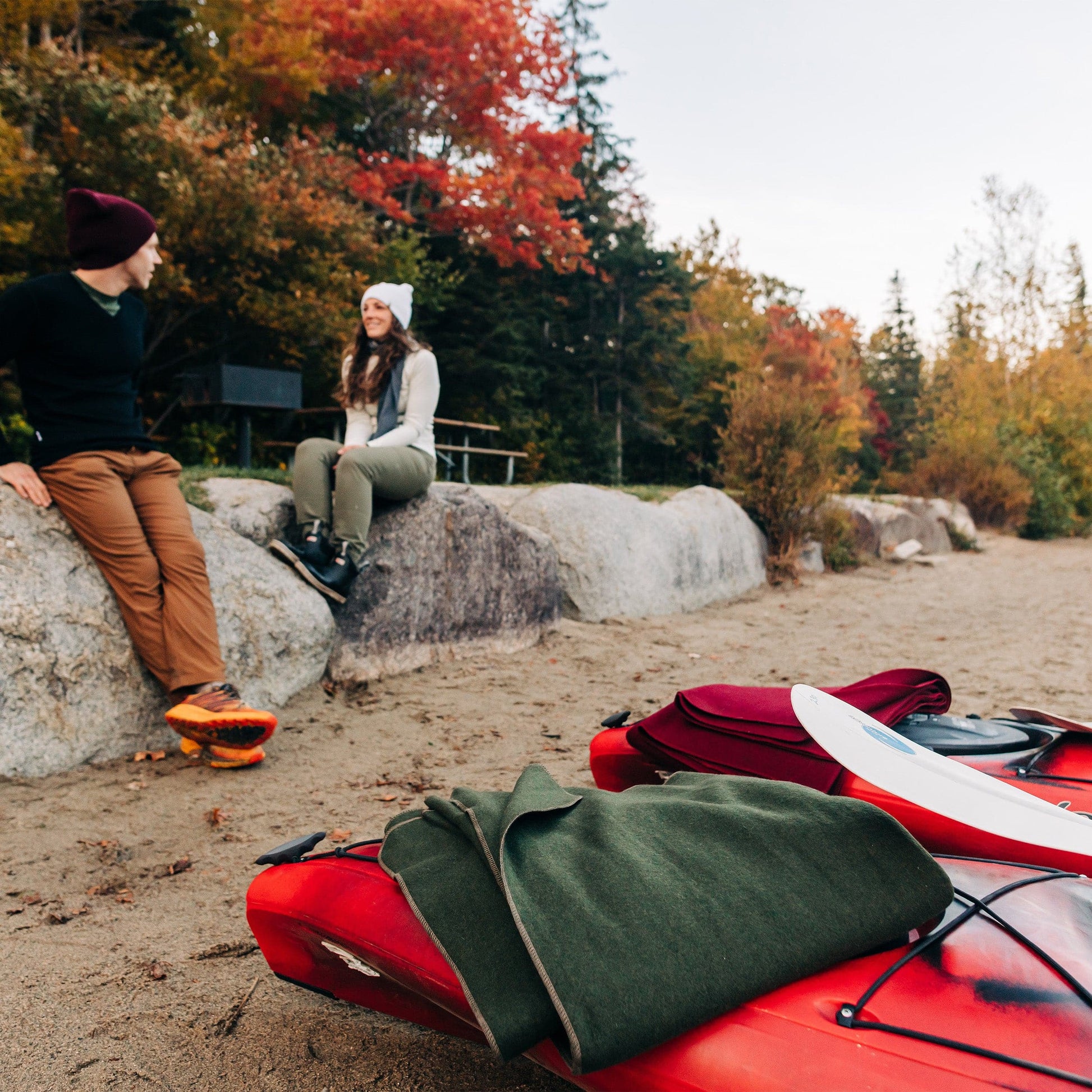 M33 - Lodge Twin Blanket White Mountain Woolen - Concordia Style Boutique