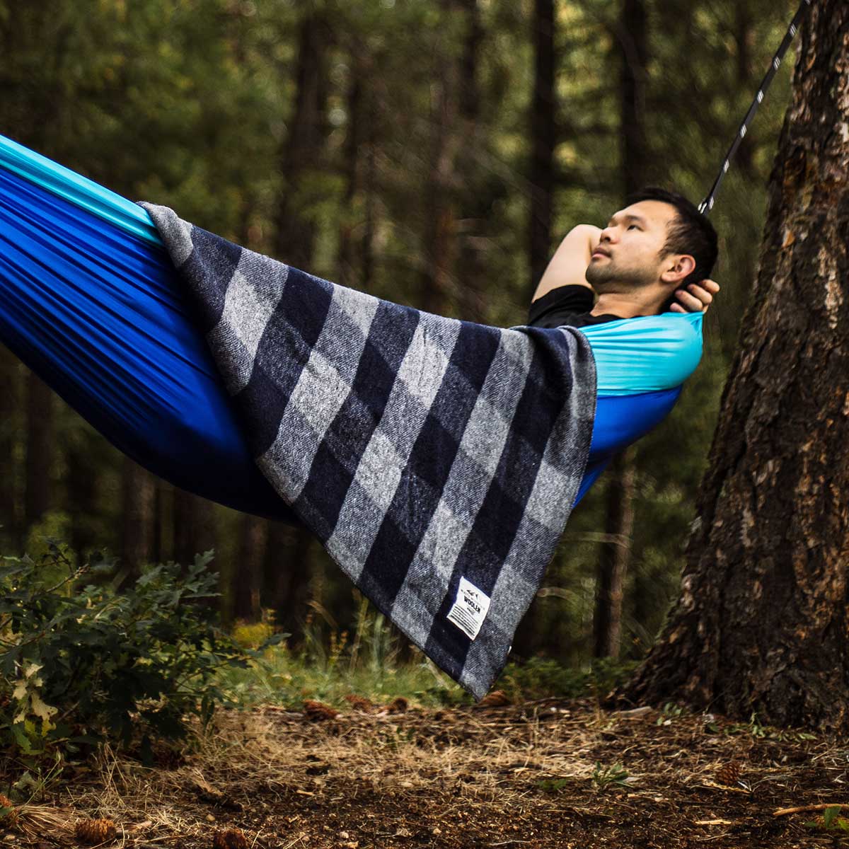 M33 - Camp Throw Blanket White Mountain Woolen - Concordia Style Boutique