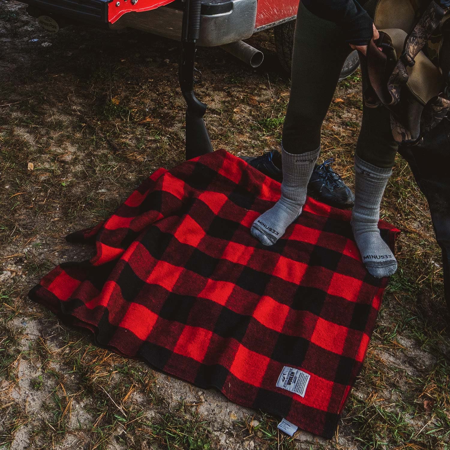 M33 - Lodge Twin Blanket White Mountain Woolen - Concordia Style Boutique