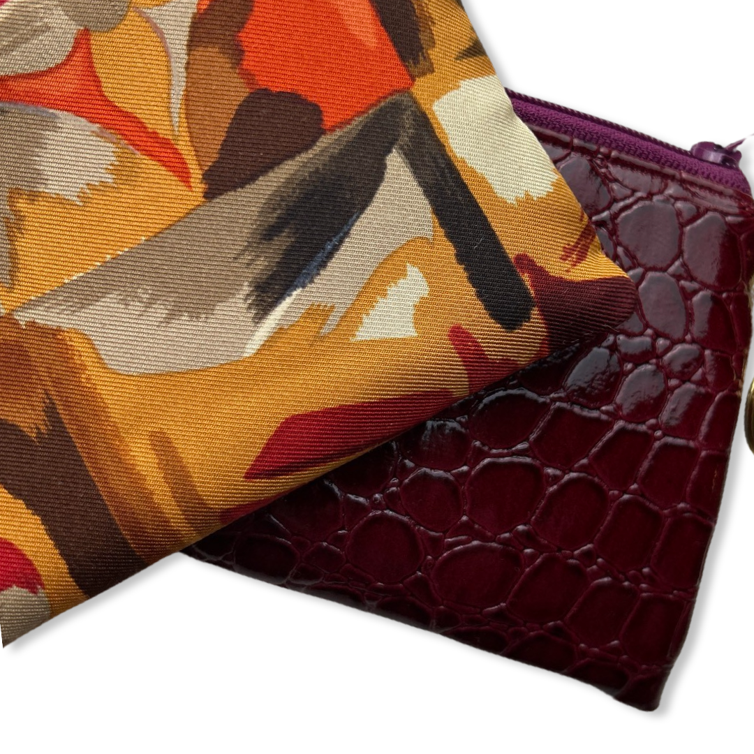 Au Fils du Temps Logo Vintage Silk Scarf Coffee Run Keychain Bag