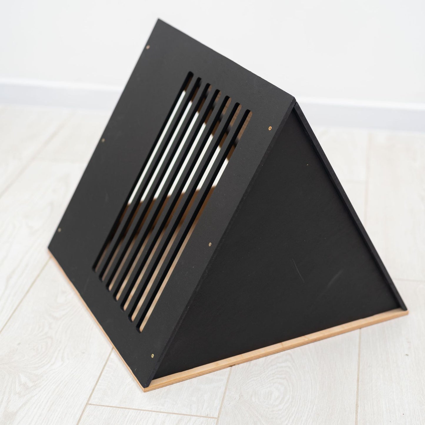 Stylish Wooden Cat Houses - Black