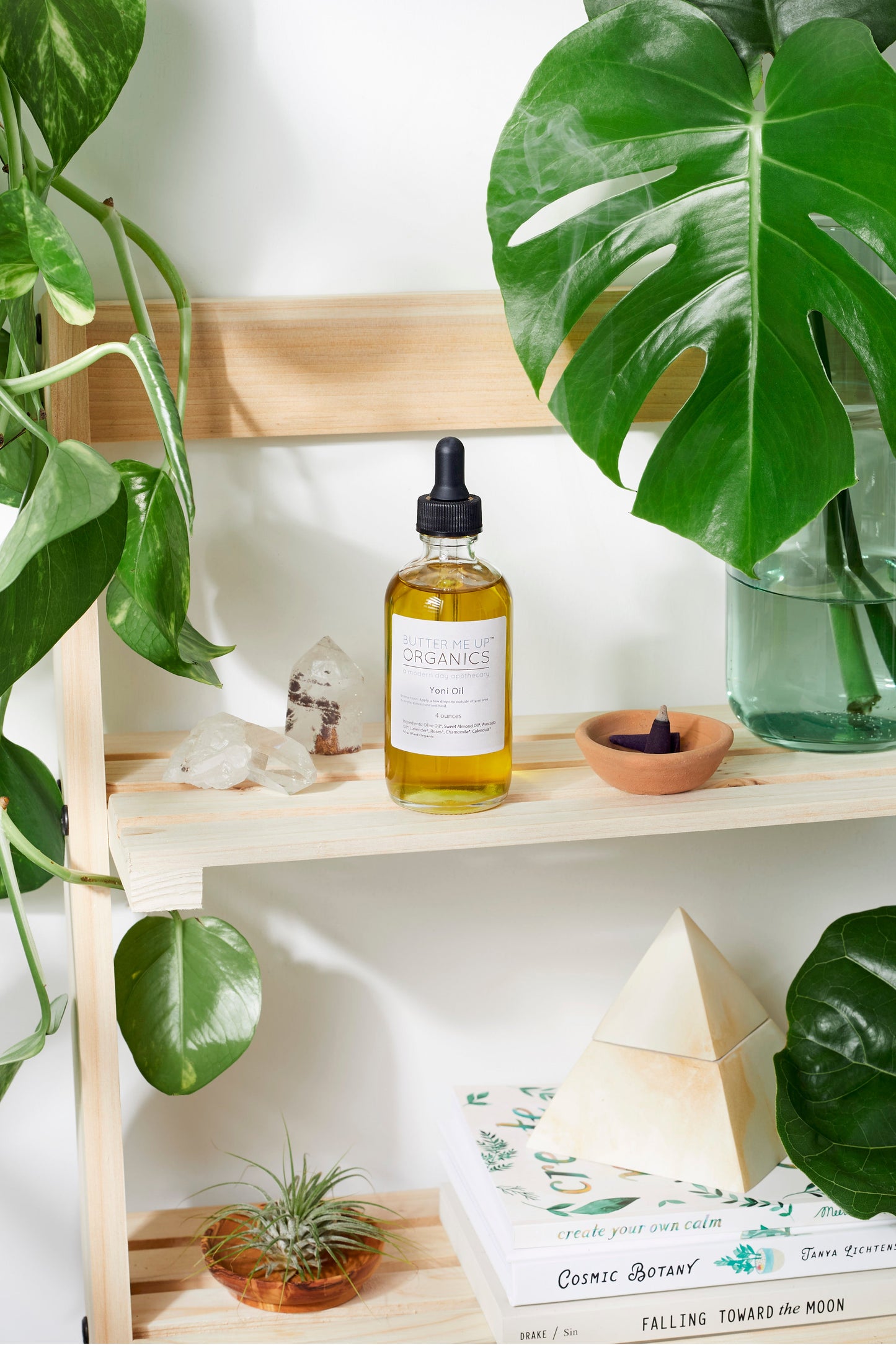 Organic Yoni Oil / Feminine Care / Women's Health / Yoni - Concordia Style Boutique