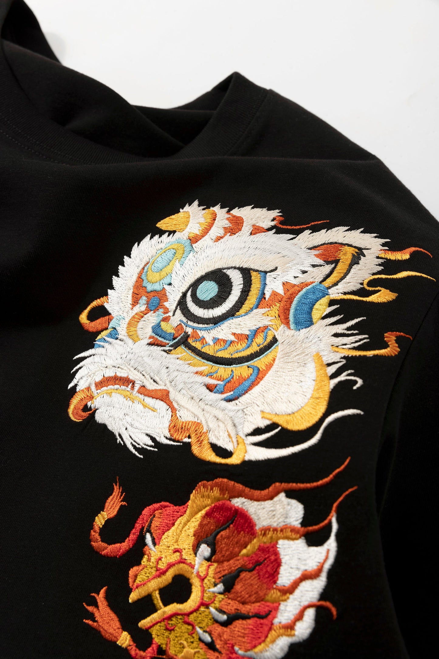 KH766 Lion Embroidery Tee - Concordia Style Boutique