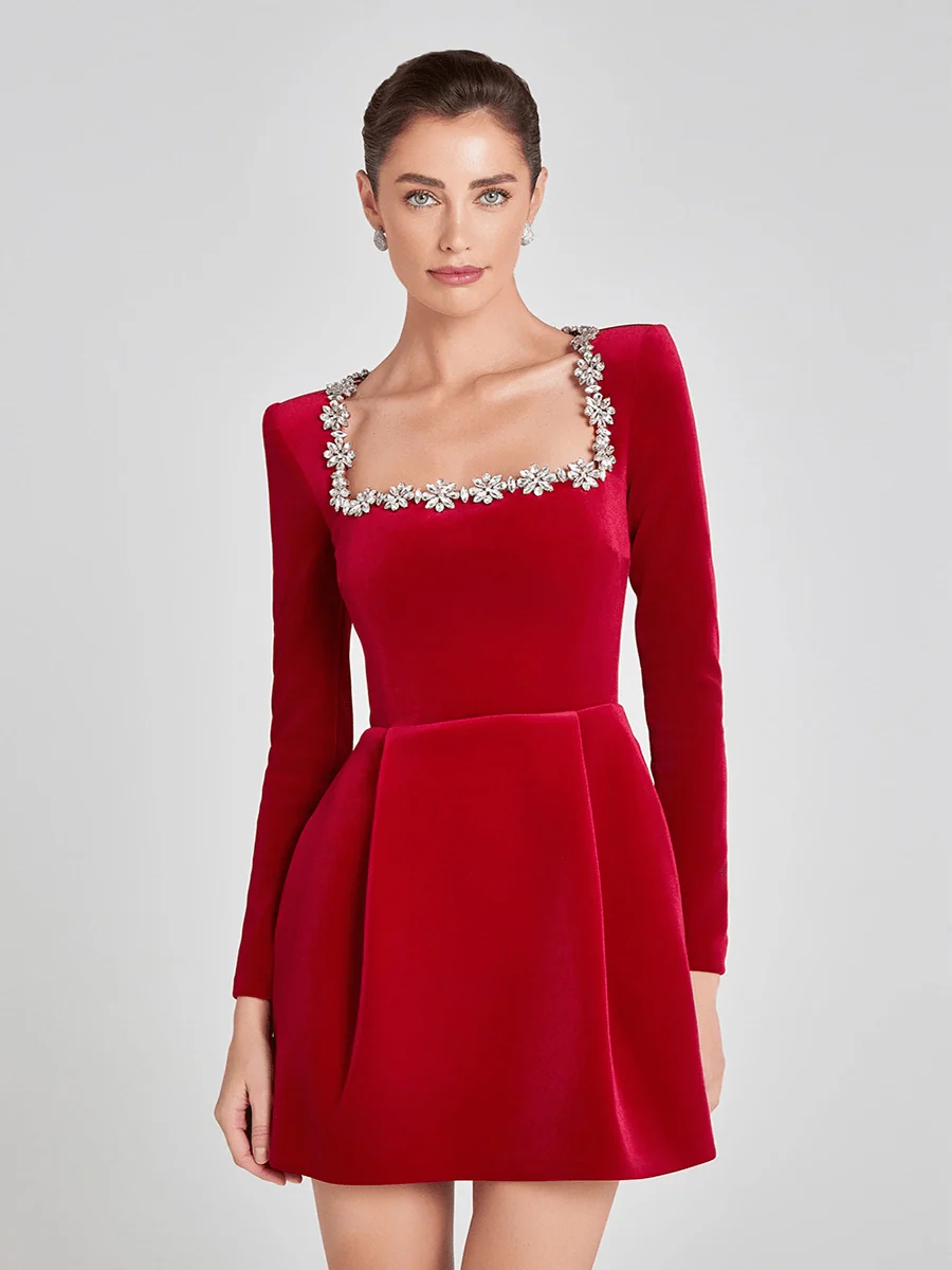 Aila Christmas Dress: Festive Holiday Style