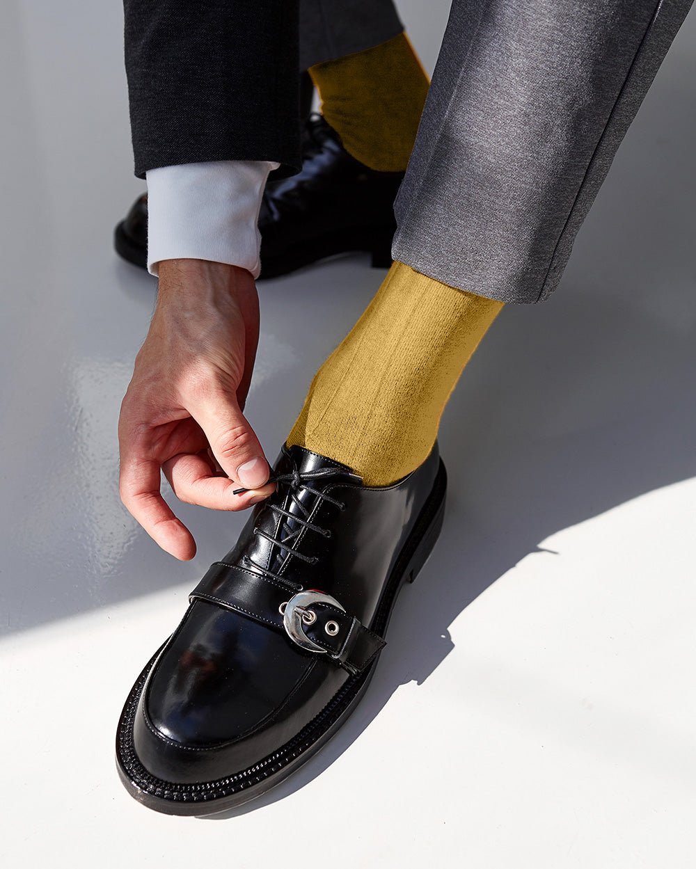 Vittorio Farina Men's Ribbed Shear Nylon Anklet Dress Socks