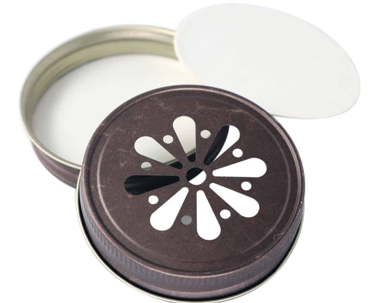 Antiqued Daisy Lids for Regular Mouth Mason Jars - Concordia Style Boutique