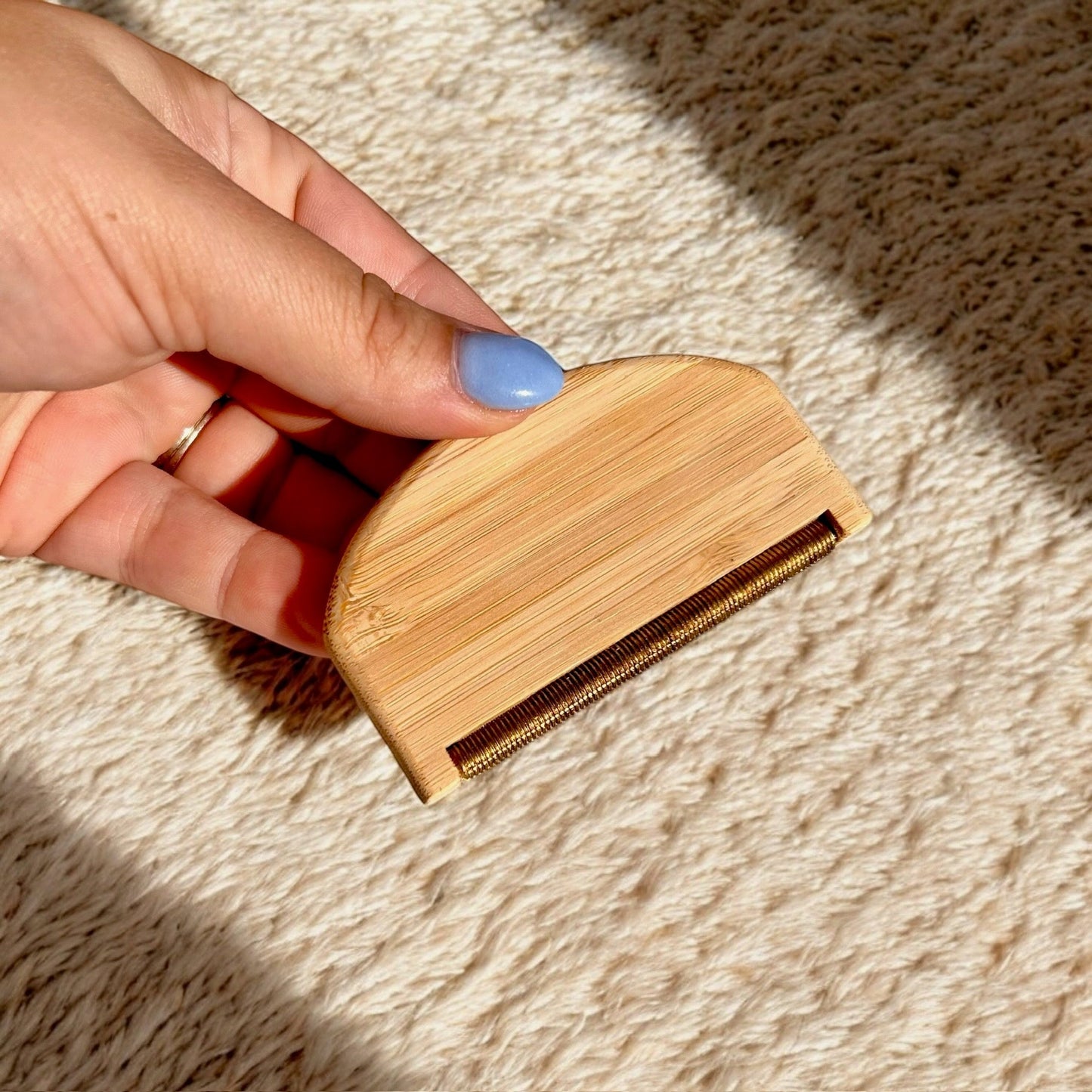 Bamboo Lint Remover | Travel Size - Concordia Style Boutique