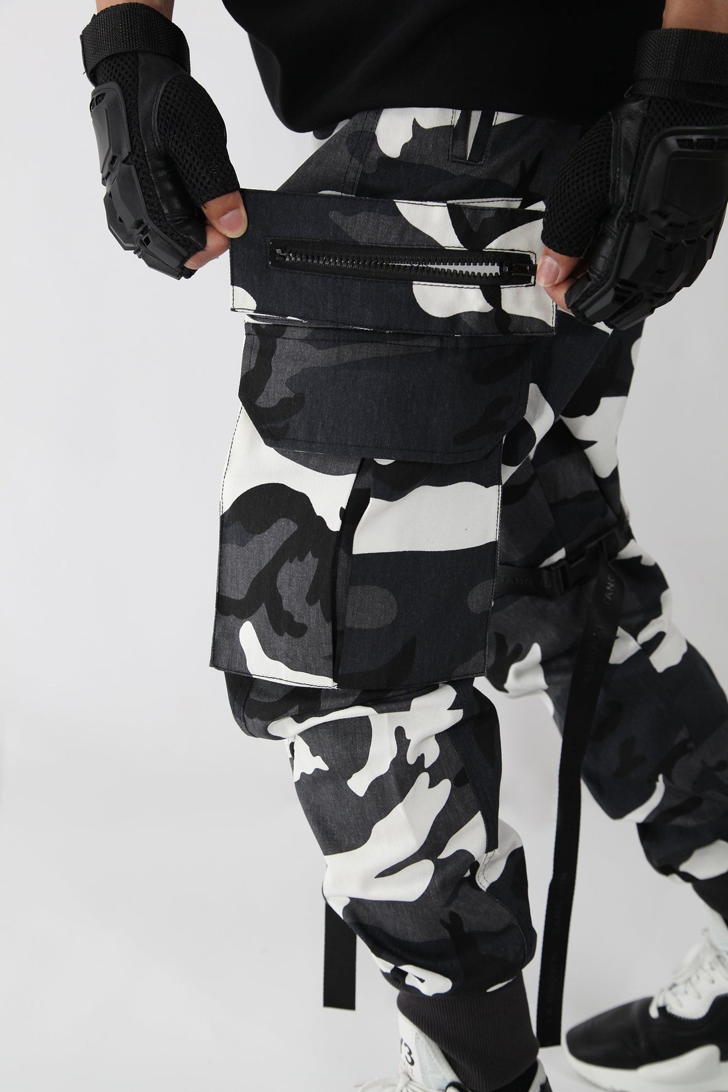 IBP1828 Noble Cargo Pants - Concordia Style Boutique