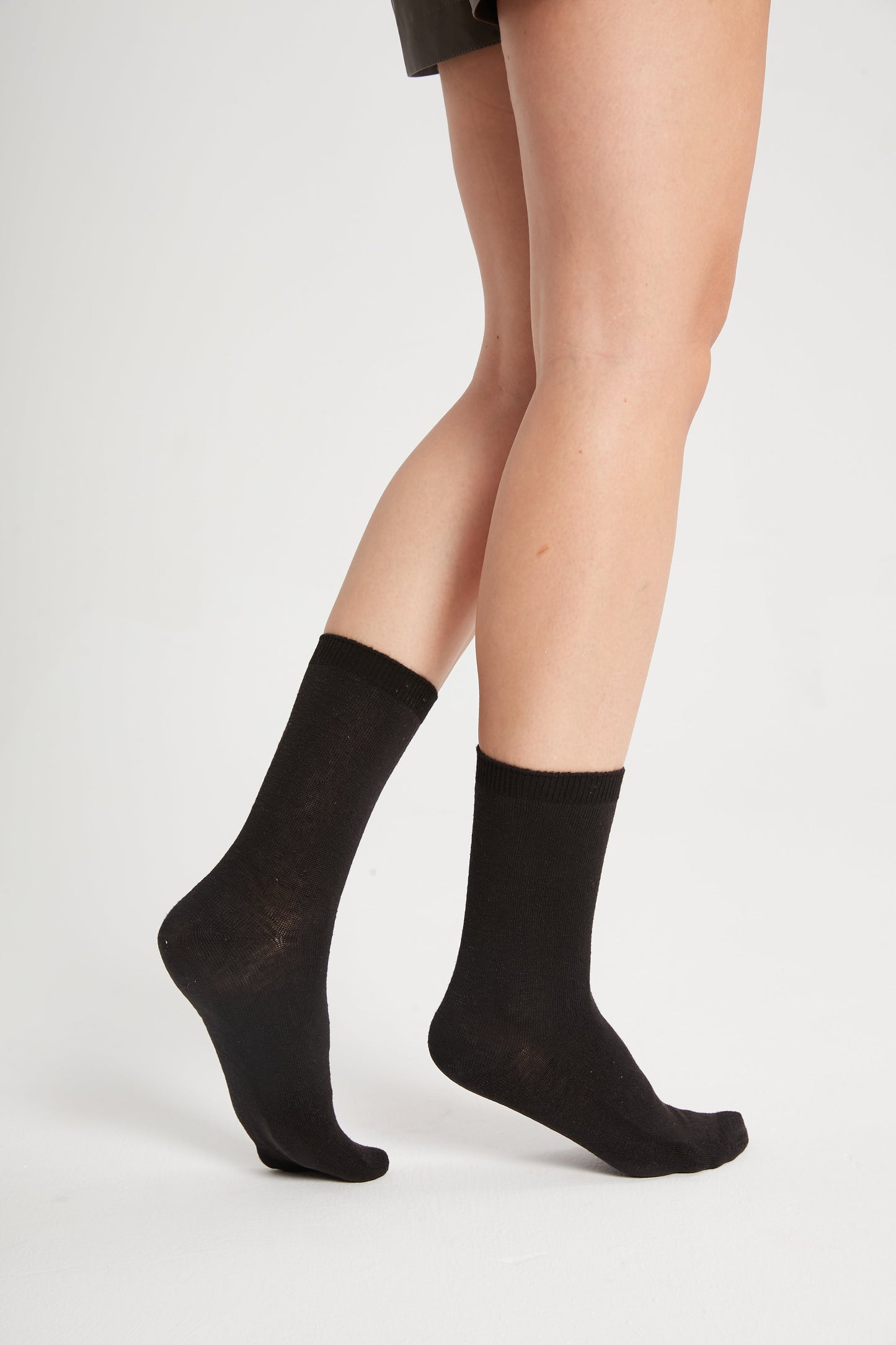 Women's Hemp Crew Socks