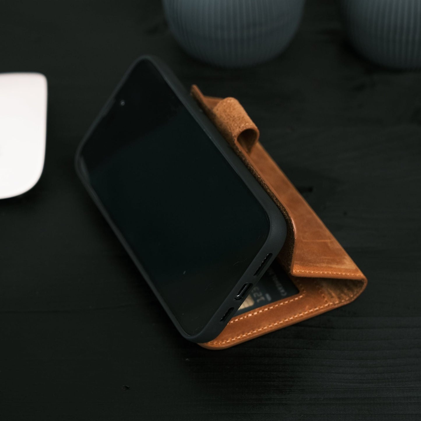 Casper Leather iPhone 15 Series Wallet Case - Concordia Style Boutique