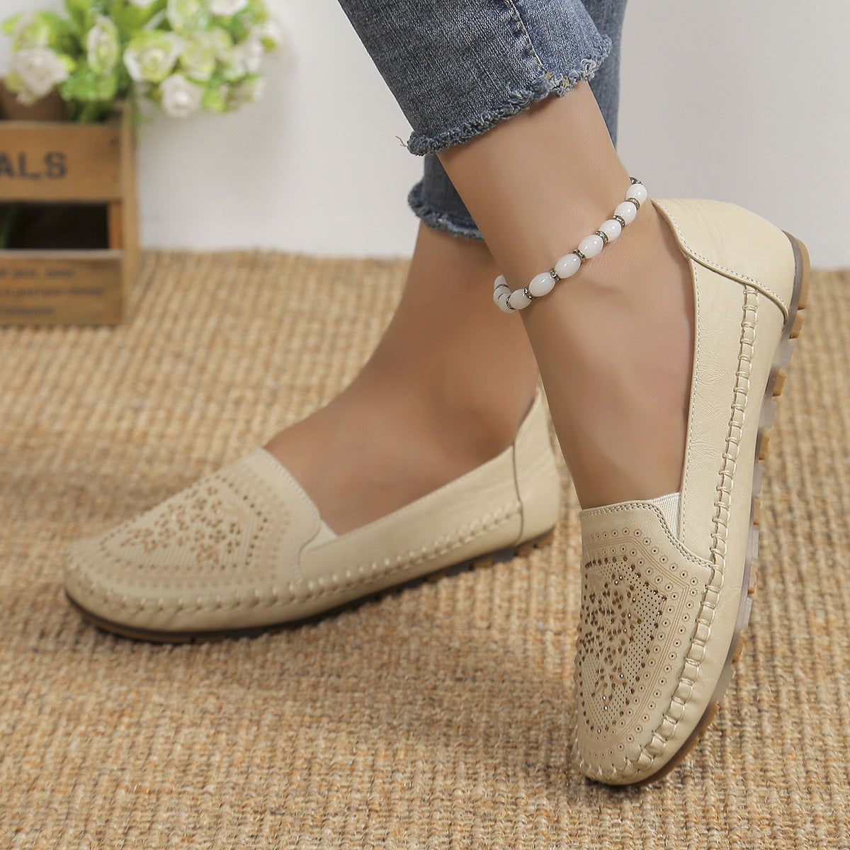 Women’s Handmade Gommino Driving Shoes – Solid‑Color Casual Flats