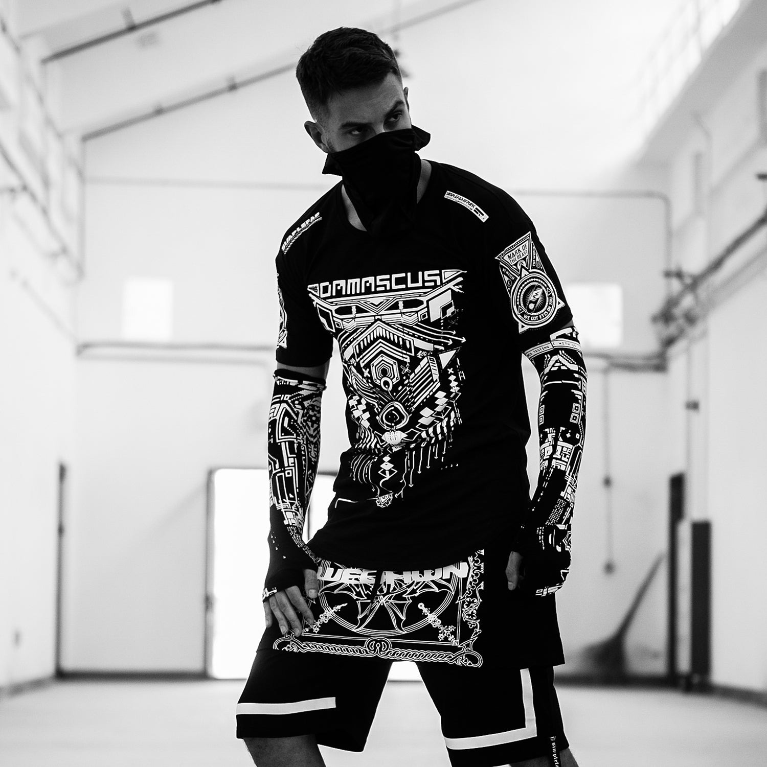 SimAr1 Cyber Alien Arm Sleeves - Concordia Style Boutique