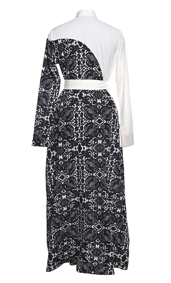 Contrasted Multi-Panel A-Line Abaya With Button Down And Included Pockets