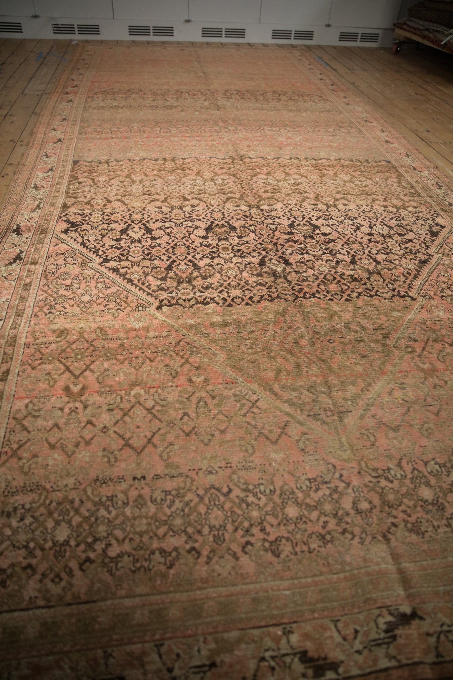 7x16 Vintage Distressed Malayer Carpet