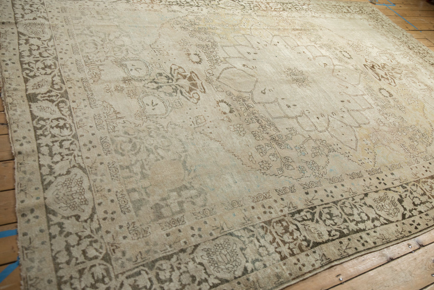 8x11 Antique Distressed Kerman Carpet