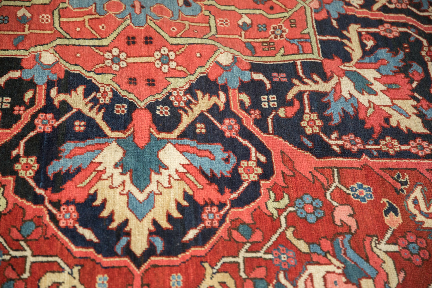 10x14 Vintage Heriz Carpet