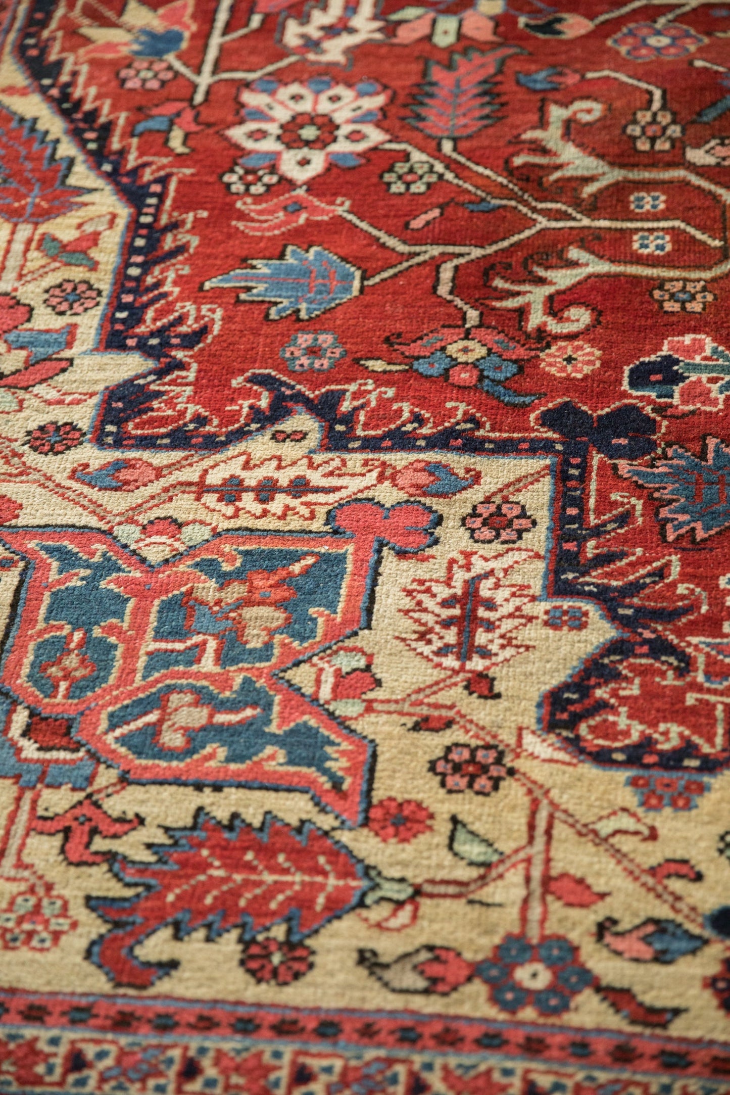 10x14 Vintage Heriz Carpet