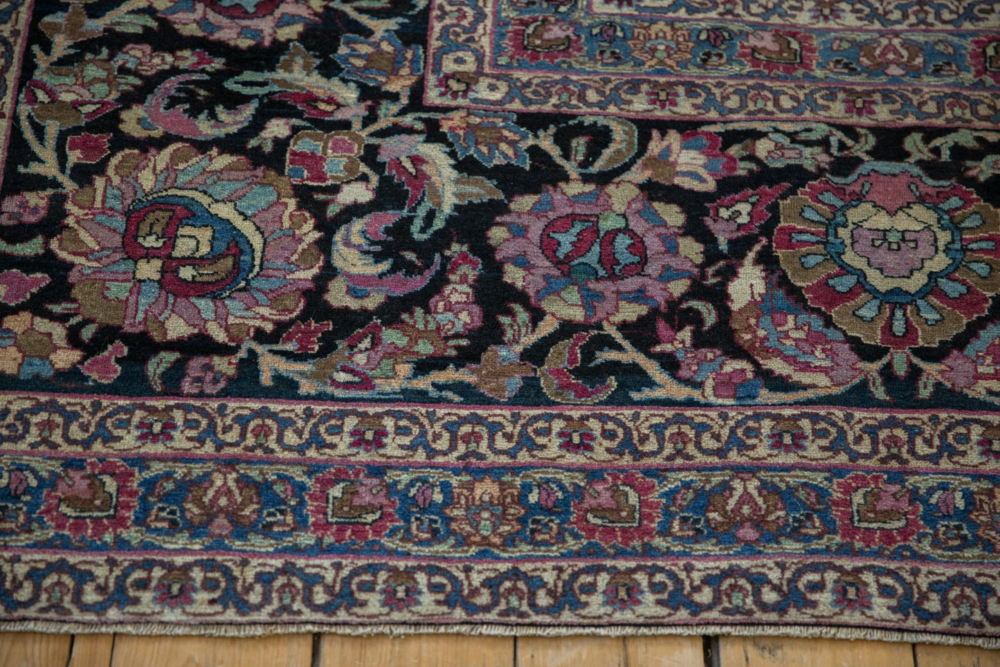 8x11 Antique Meshed Carpet