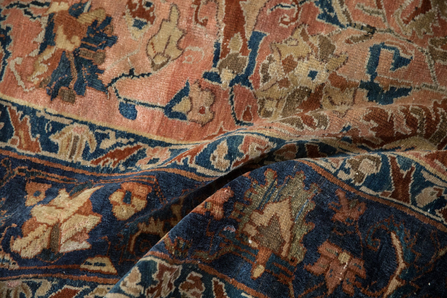 6x9.5 Antique Fine Distressed Lilihan Carpet