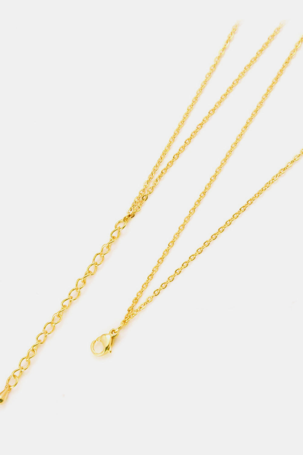 Linked Ring Pendant Chain Necklace - Premium Ring Pendant Chain Necklace from Trendsi - Just $10! Shop now at Concordia Style Boutique