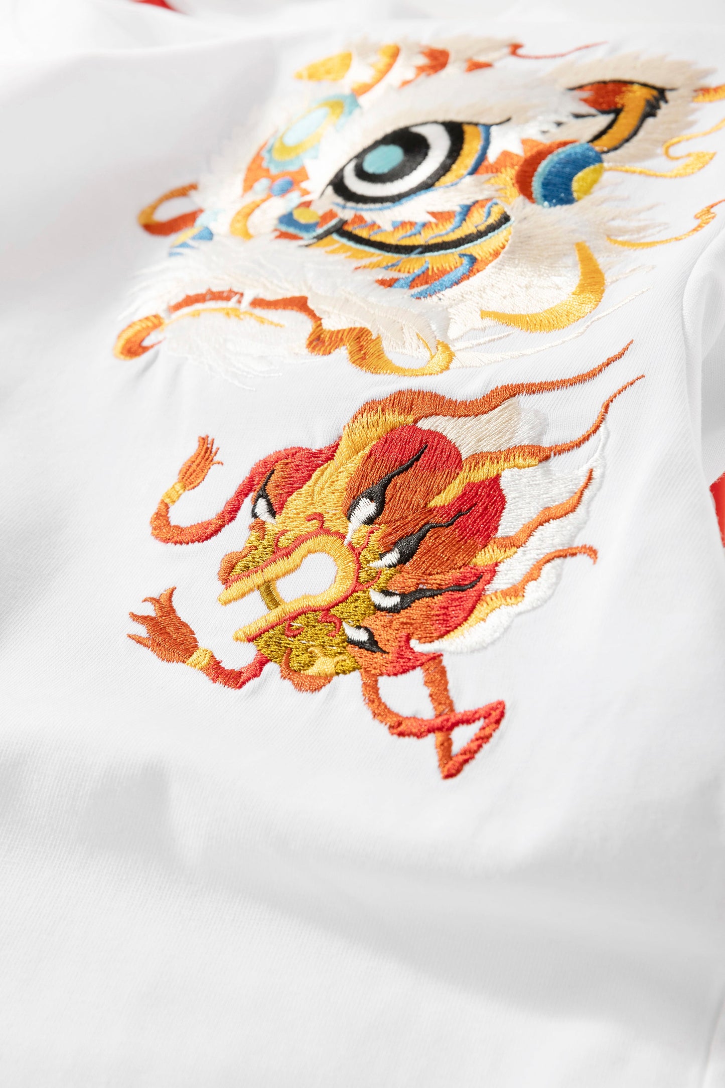 KH766 Lion Embroidery Tee - Concordia Style Boutique