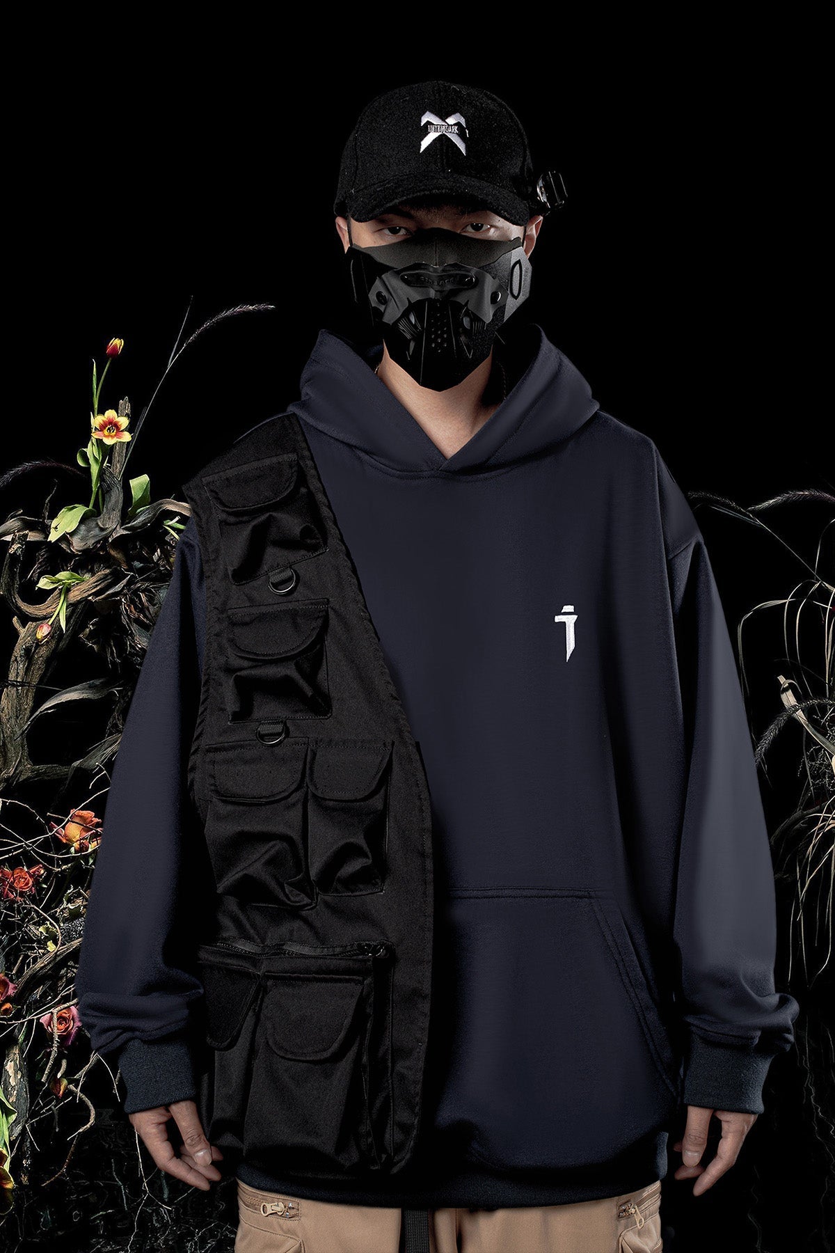 HiH27 I-Tech Essential Hoodie - Concordia Style Boutique