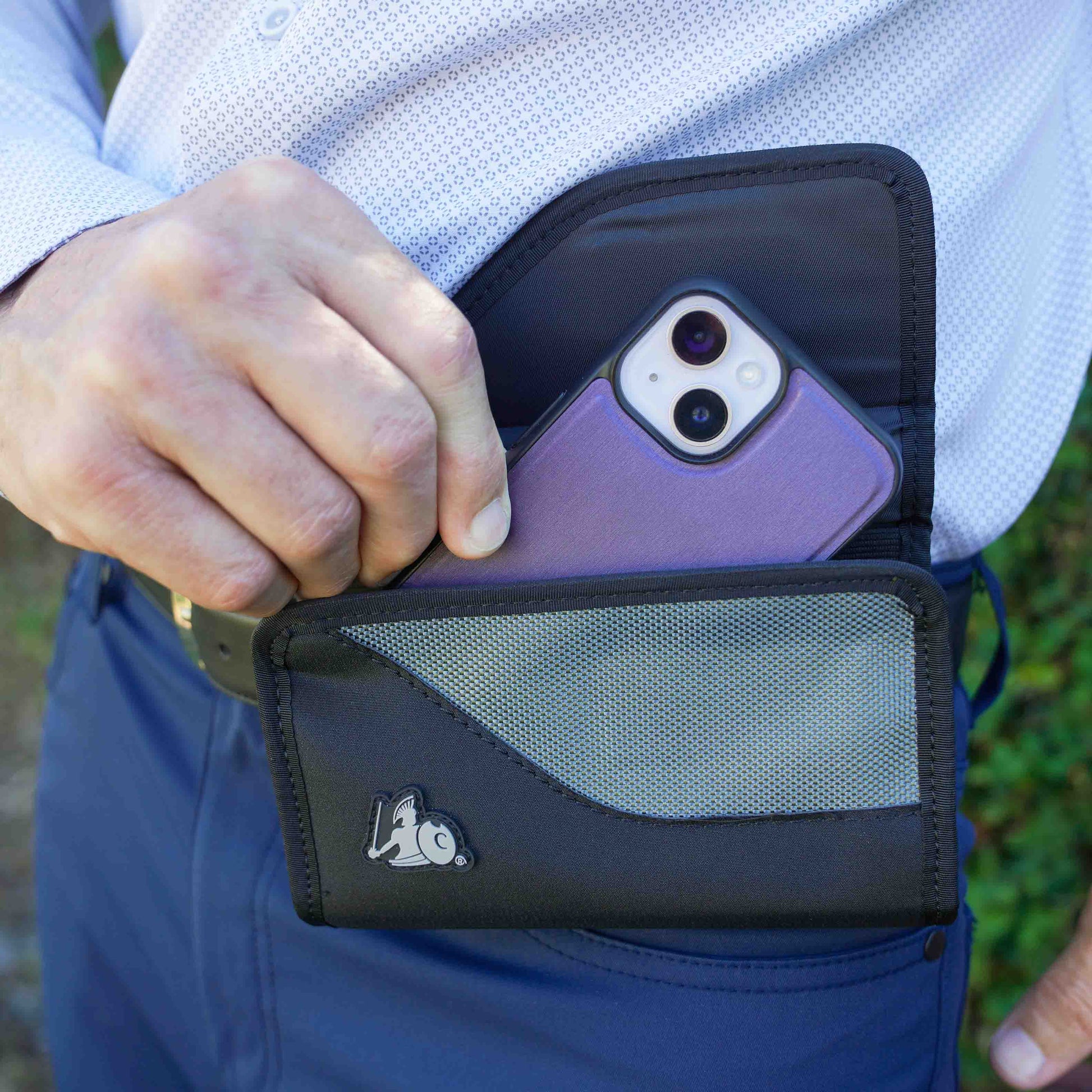 Cell Phone EMF Radiation Protection Holster - Concordia Style Boutique