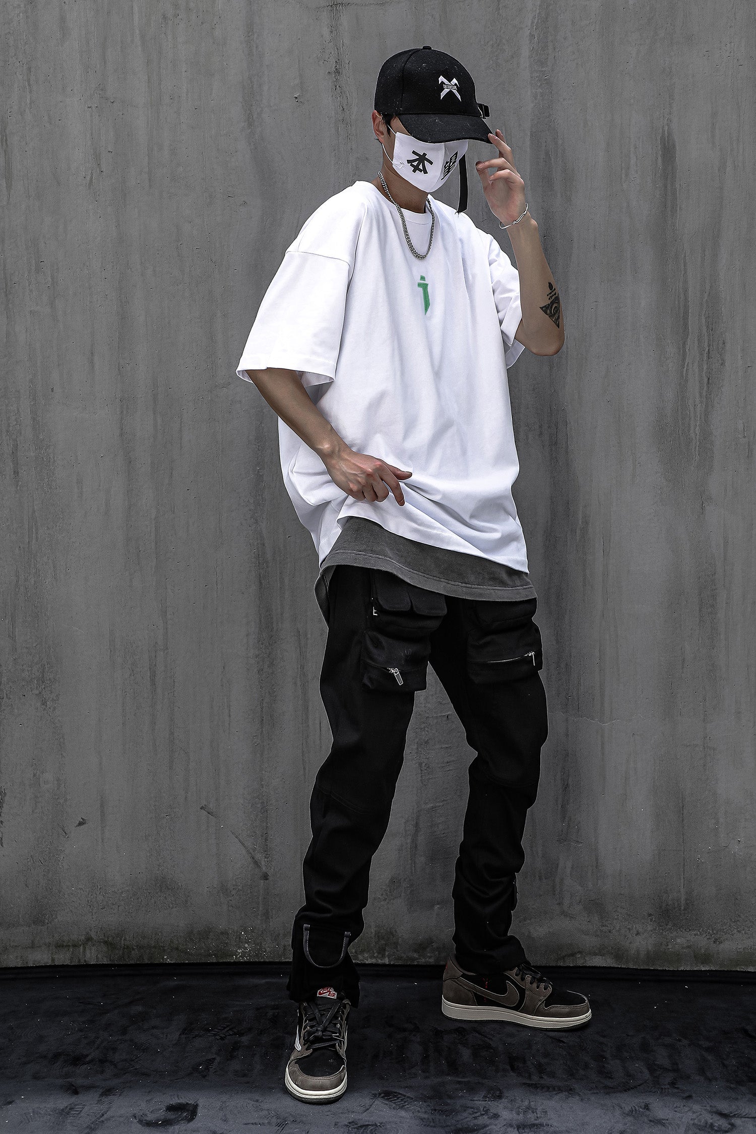 HiT16 Alien Movement Tee - Concordia Style Boutique