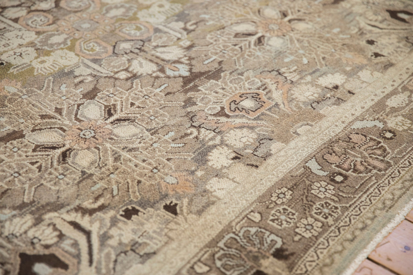 7x10.5 Vintage Distressed Bibikabad Carpet