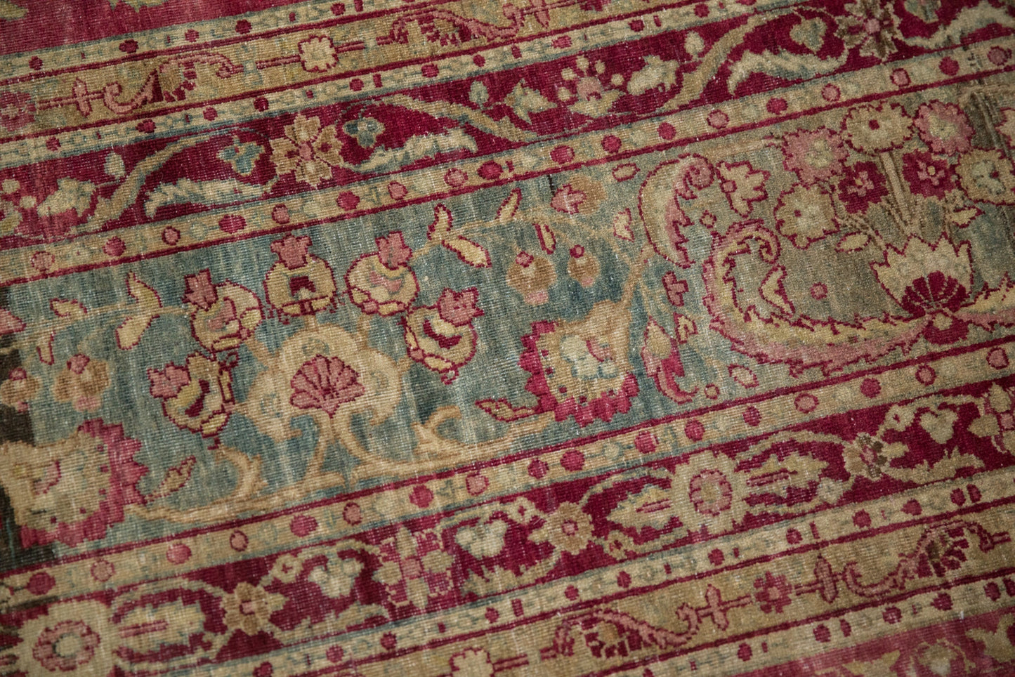 8.5x11.5 Antique Distressed Yezd Carpet