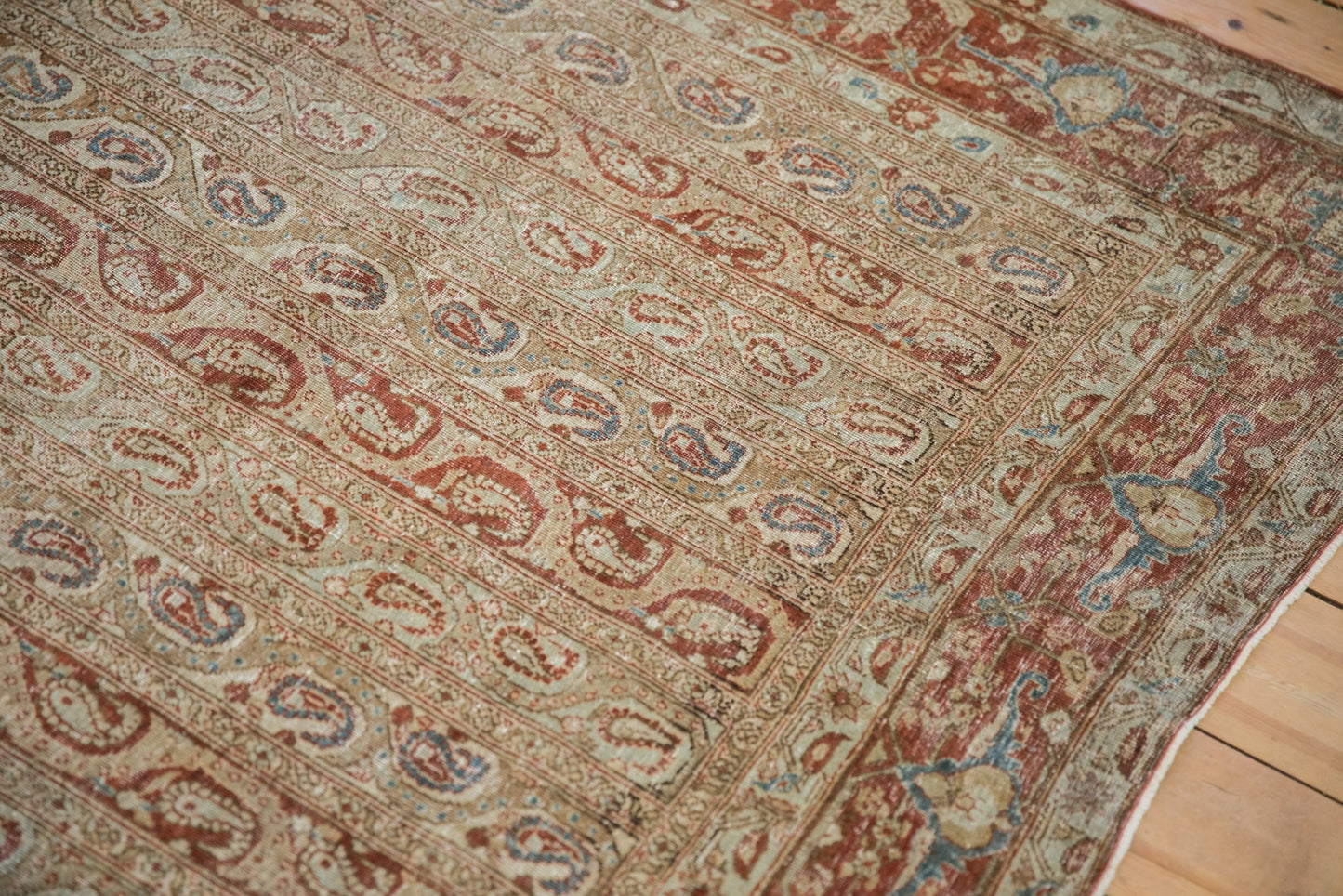 7.5x10.5 Vintage Distressed Qom Carpet