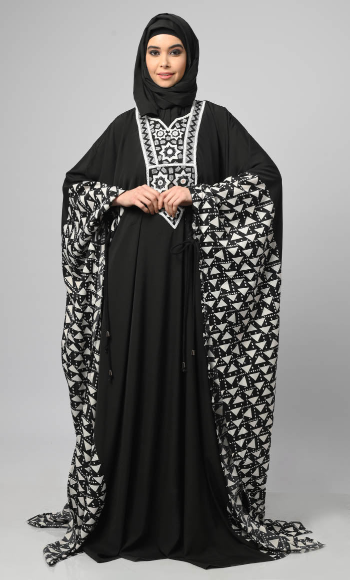 Egyptian Black & White Stripe Print Side Panel Kaftan Abaya