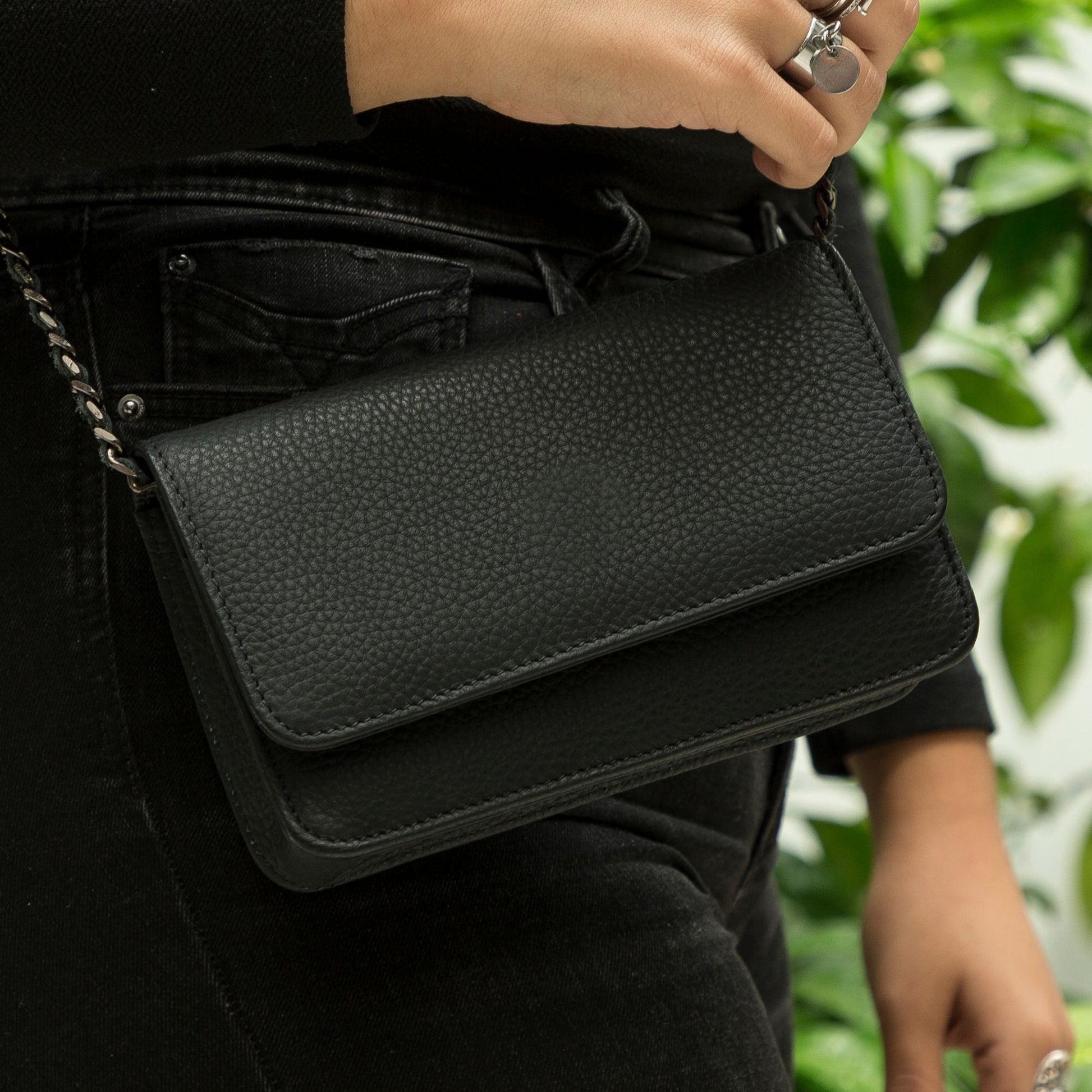 Evanston Minimalist Leather Handbag for Women - Concordia Style Boutique