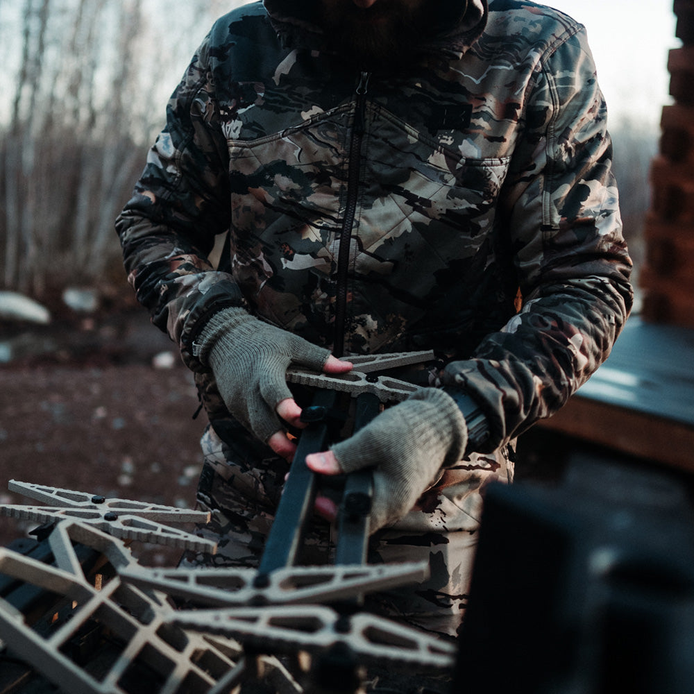 Lightweight - Fingerless Gloves - Concordia Style Boutique